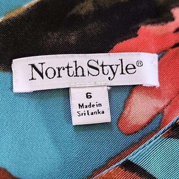 North Style Shift Dress - Picture 6 of 6